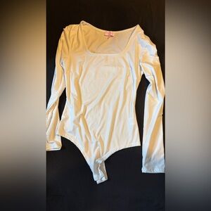 Girls, pink lily  white bodysuit size small